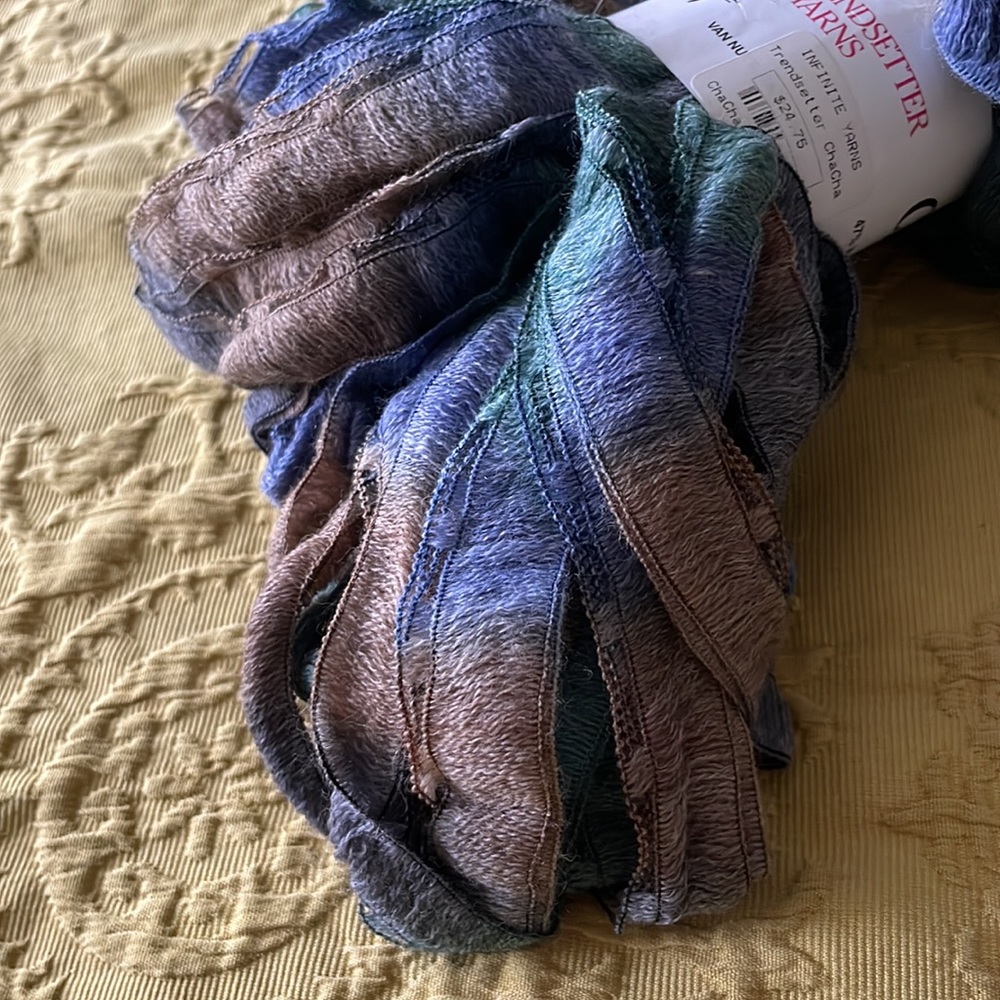 Cha cha ruffle wool skein
